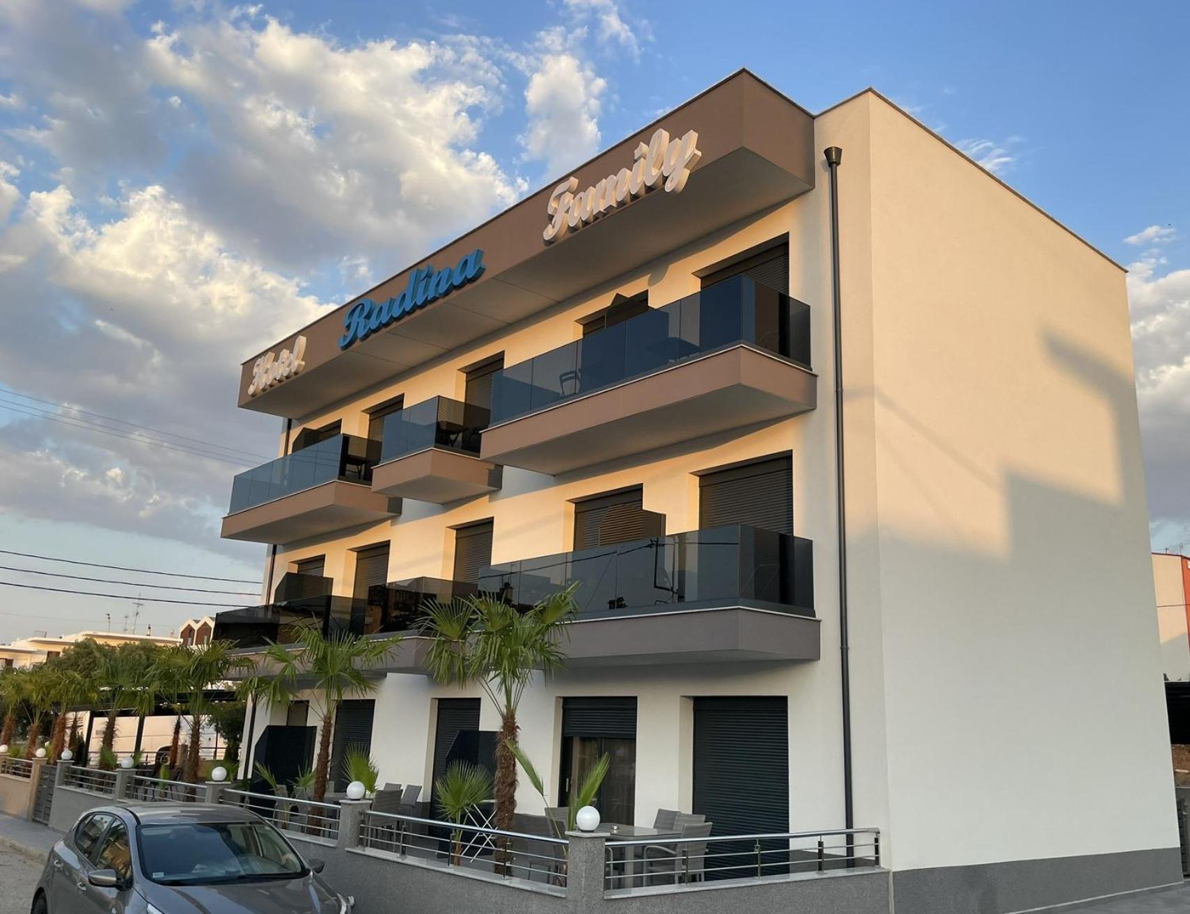 Radina Family Lejlighedshotel Kallithea  Eksteriør billede